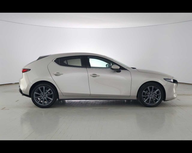 MAZDA 3 usata, con Autoradio