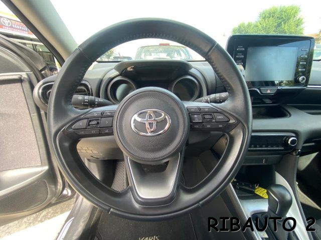 TOYOTA Yaris usata, con Servosterzo
