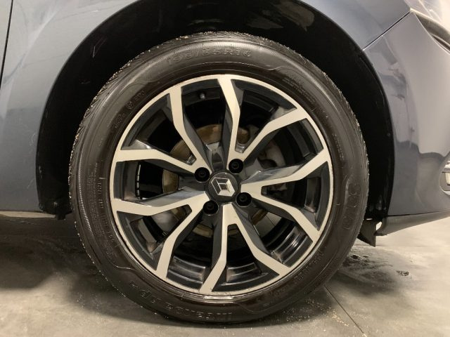 RENAULT Clio usata, con Park Distance Control