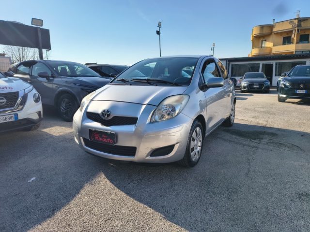 TOYOTA Yaris usata, con Airbag