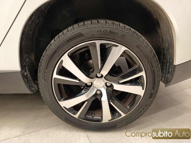 PEUGEOT 2008 usata 27