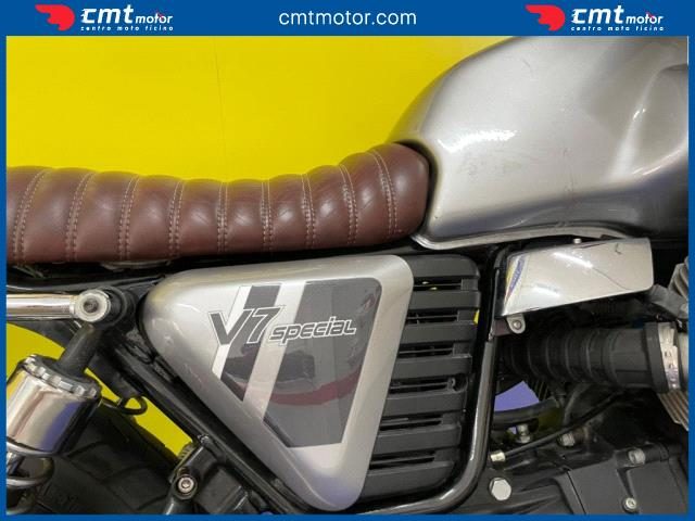 MOTO GUZZI V7 usata 7