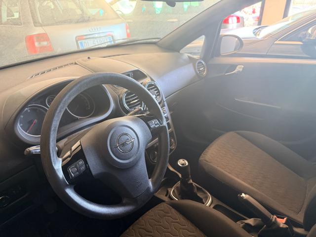 OPEL Corsa usata, con Airbag laterali