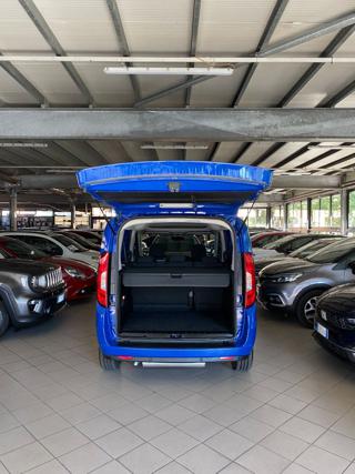 FIAT Doblo usata, con Sedile posteriore sdoppiato