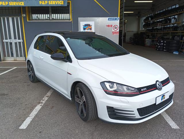 VOLKSWAGEN Golf GTI usata, con Autoradio