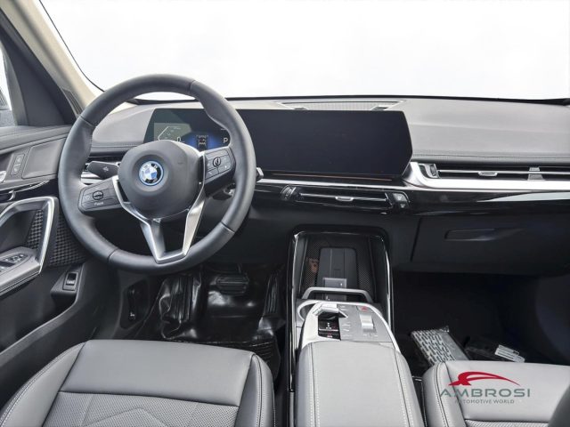 BMW iX1 usata 12