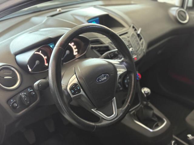 FORD Fiesta usata, con Servosterzo