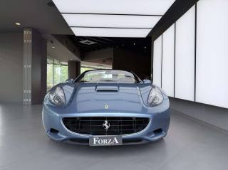 FERRARI California California 4.3 DCT