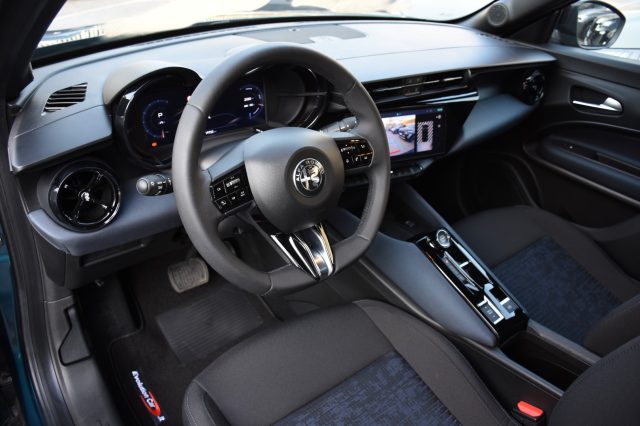 ALFA ROMEO Junior usata, con Autoradio