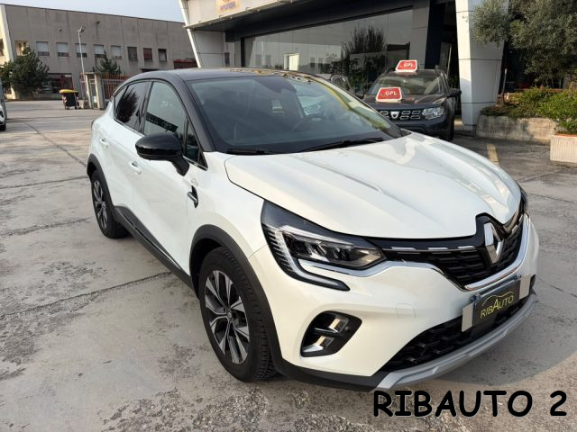 RENAULT Captur usata, con ESP