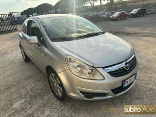 OPEL Corsa usata, con Airbag laterali