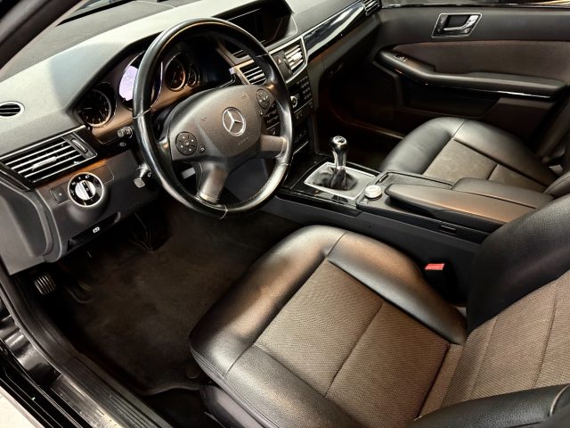MERCEDES-BENZ E 200 usata, con Cronologia tagliandi