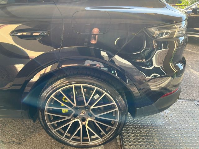 PORSCHE Cayenne usata, con Cerchi in lega