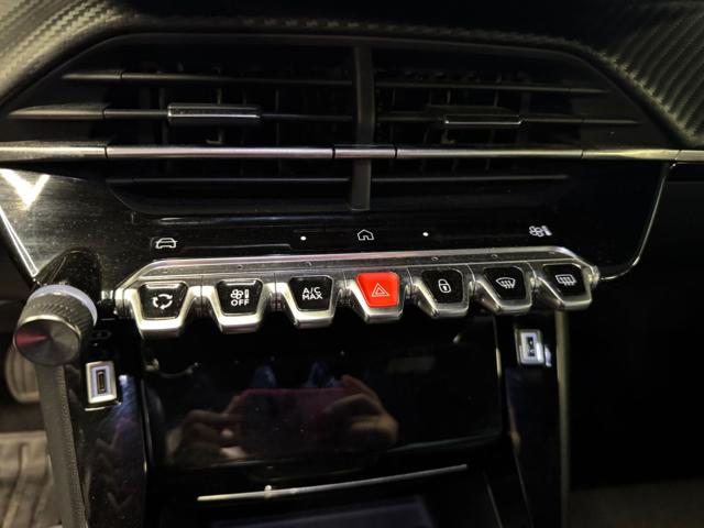 PEUGEOT 2008 usata, con Cruise Control