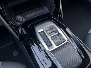 PEUGEOT 2008 usata, con Luci diurne LED
