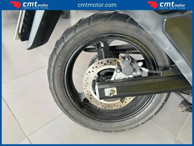 SUZUKI V-Strom 650 usata 10