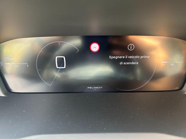 PEUGEOT 2008 usata, con Park Distance Control