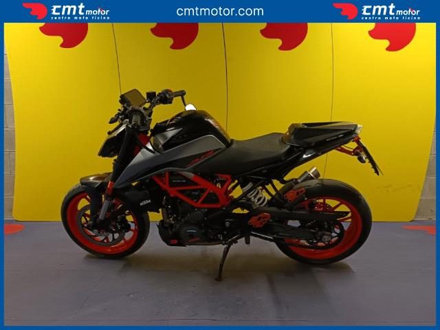 KTM 390 Duke usata 2
