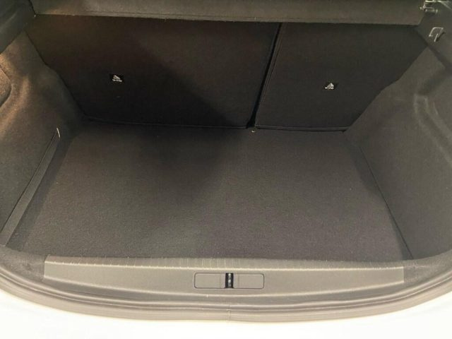 PEUGEOT 208 usata, con Servosterzo