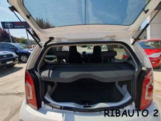 VOLKSWAGEN up! usata, con Vetri oscurati