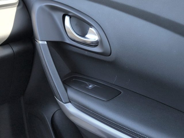 RENAULT Kadjar usata, con Specchietti laterali elettrici