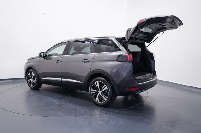 PEUGEOT 5008 usata 44