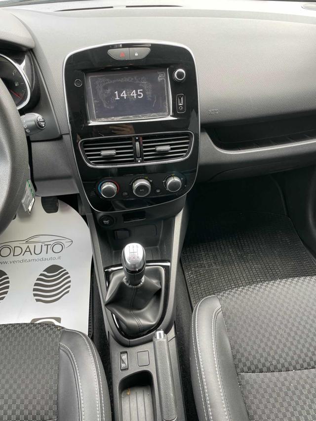 RENAULT Clio usata, con USB