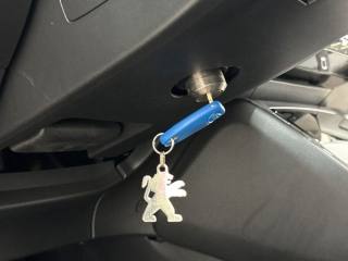 PEUGEOT 2008 usata, con Frenata d