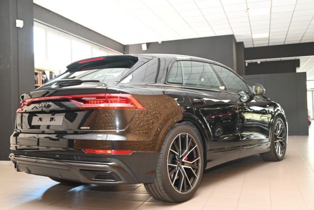 AUDI Q8 usata 158