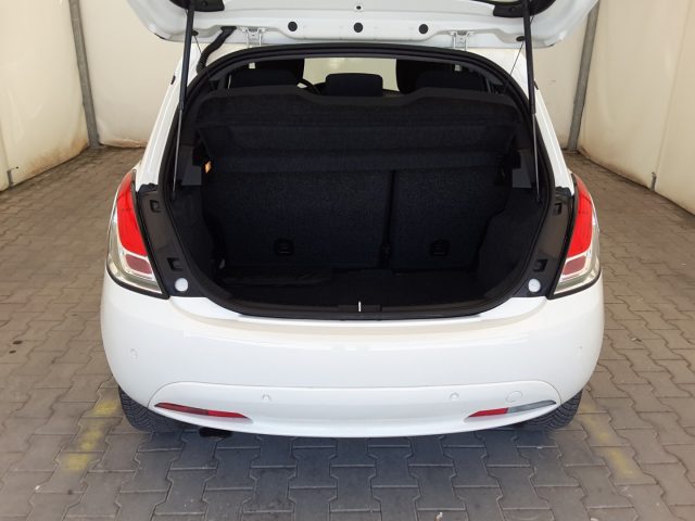 LANCIA Ypsilon usata, con Sedile posteriore sdoppiato