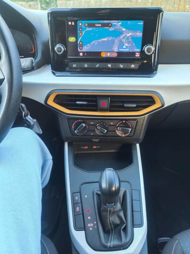 SEAT Arona usata, con USB