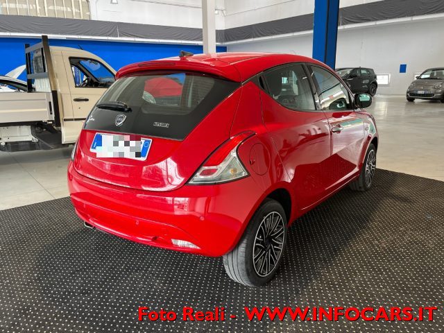 LANCIA Ypsilon usata, con Airbag