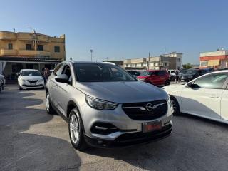 OPEL Grandland X usata, con Airbag
