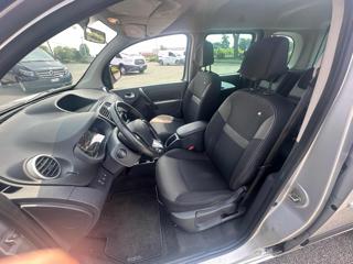 RENAULT Kangoo usata, con Bracciolo