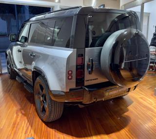 LAND ROVER Defender usata, con Autoradio