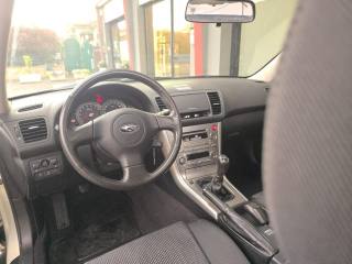 SUBARU OUTBACK usata, con Volante in pelle