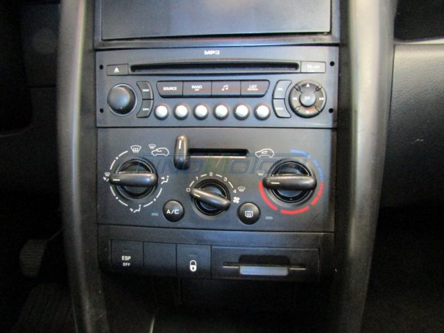 PEUGEOT 207 usata, con Controllo trazione