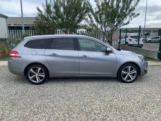 PEUGEOT 308 usata, con Airbag Passeggero