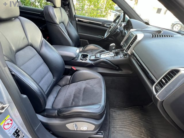 PORSCHE Cayenne usata 11