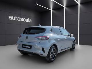 RENAULT Clio usata, con Autoradio