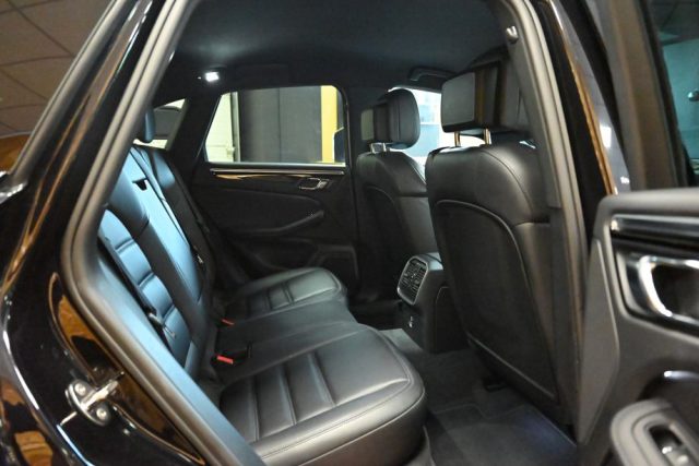 PORSCHE Macan usata 37