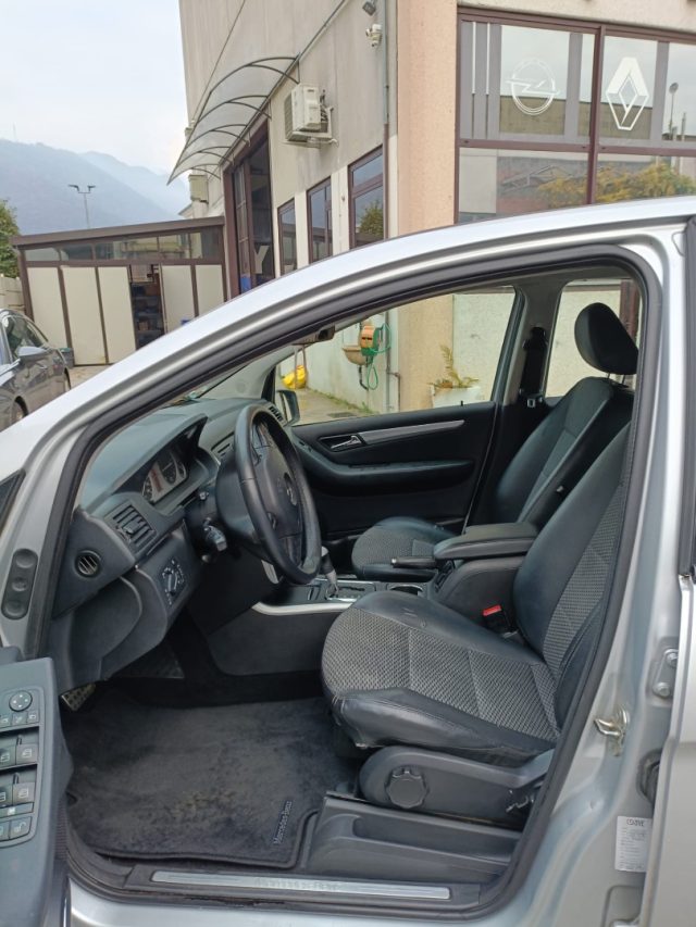 MERCEDES-BENZ B 180 usata, con ESP