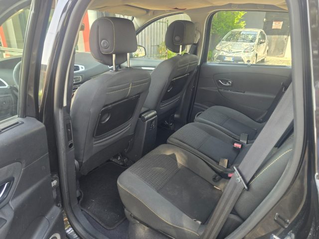 RENAULT Scenic usata 71