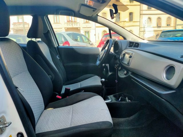 TOYOTA Yaris usata, con Vivavoce