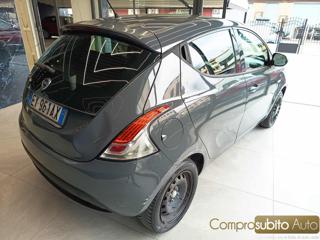 LANCIA Ypsilon usata, con Airbag Passeggero