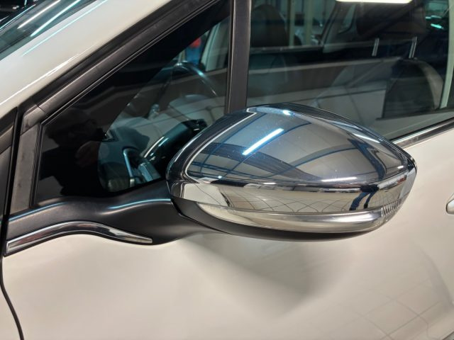 PEUGEOT 2008 usata, con Sensore di luce