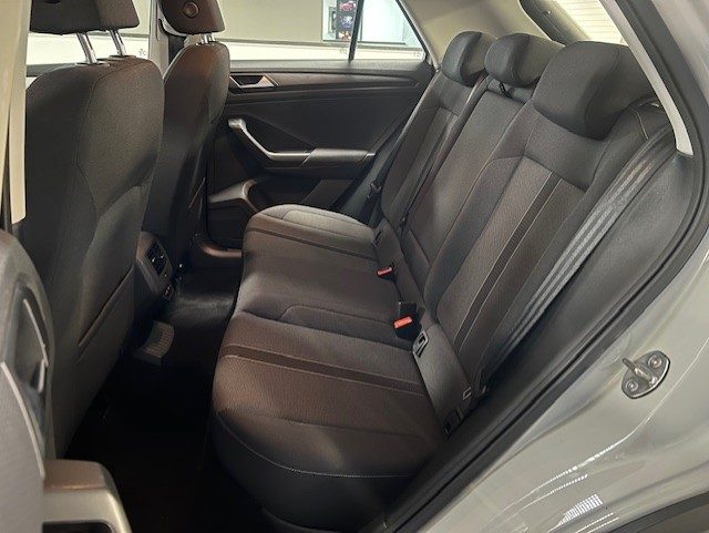 VOLKSWAGEN T-Roc usata, con Cruise Control