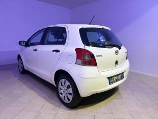 TOYOTA Yaris usata 7