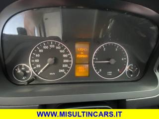 MERCEDES-BENZ A 180 usata, con Fendinebbia