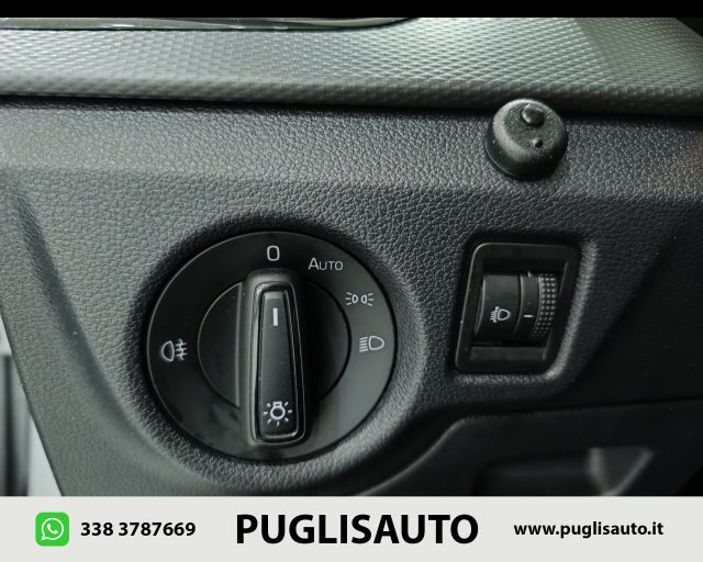SKODA Kamiq usata, con Specchietti laterali elettrici